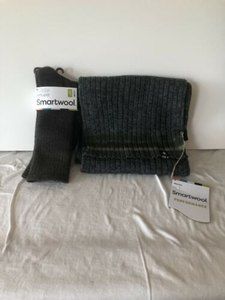 Smartwool gray wool scarf and socks (Large brown/green)